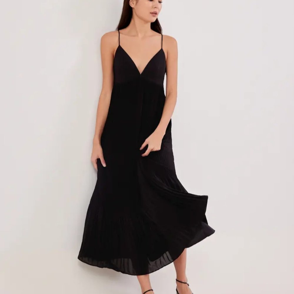 Adelyn Padded Plunge Maxi Dress